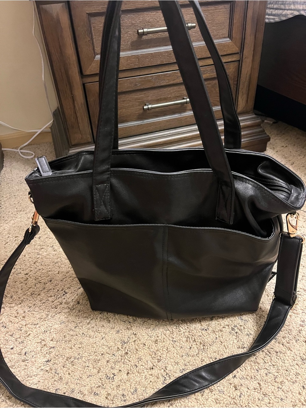 Classic Black Women’s Laptop Tote with Detachable Shoulder Strap